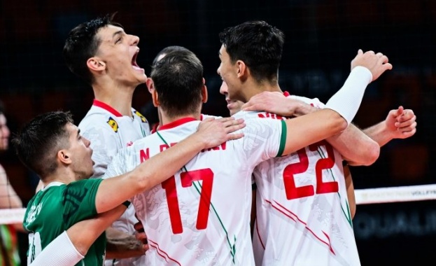 България записа трета победа на олимпийския квалификационен турнир в Китай.