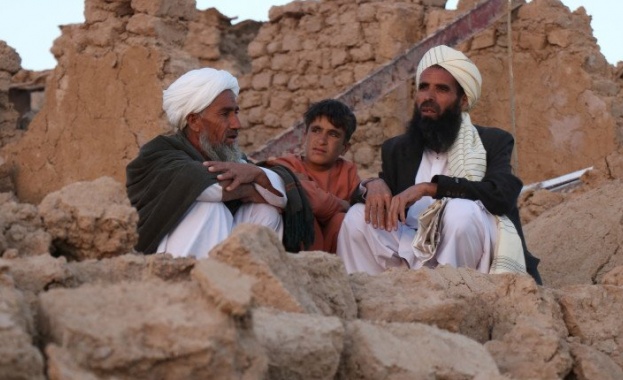 Броят на загиналите при земетресението в Афганистан надхвърли 2200, близо 4000 са ранени