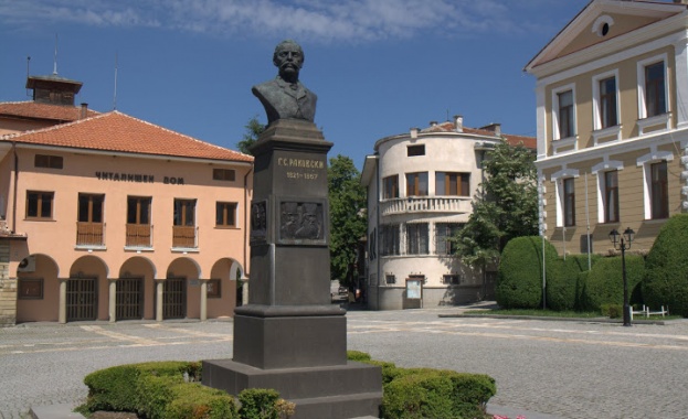 В Котел бе почетена 156-годишнината от смъртта на Георги Раковски