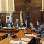 Министър Вътев: Регламентираме фермерските пазари с цел безопасност на храните