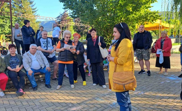 Кандидатът за кмет на община Етрополе Владимир Александров проведе среща разговор