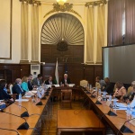 Министър Вътев: Розовото масло трябва да се влага в повече продукти