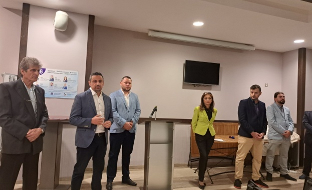 „Продължаваме Промяната“ и „Демократична България“ подкрепиха публично кандидатурата на Владимир Александров за кмет на община Етрополе