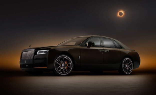 Частната колекция Black Badge Ghost Ekleipsis от Rolls Royce е ограничена