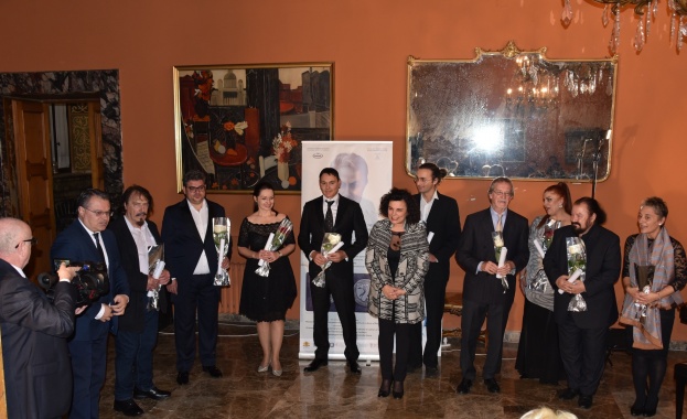 9-то Биенале Артемидия "Изкуство и приятелство"