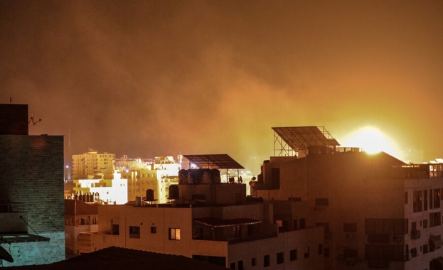 Израелски военни самолети са нанесли удари по цели в Ивицата