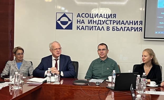 Членовете на Националния съвет на Асоциация на индустриалния капитал в