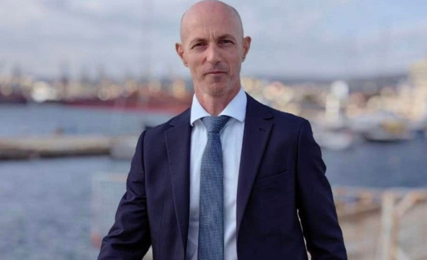 Днес рано сутринта инж Коста Стоянов от Възраждане гласува е