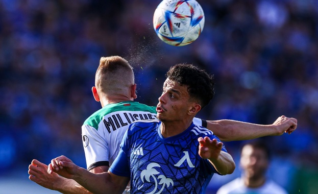 Отборът на Левски надви с 1 0 Черно море в най интригуващия