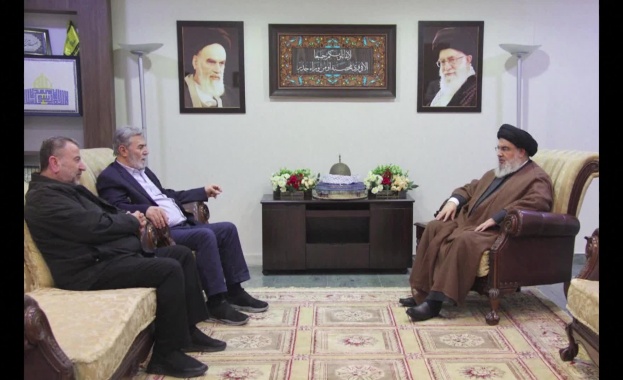 Лидерът на ливанското шиитско движение Хизбула шейх Хасан Насралла се