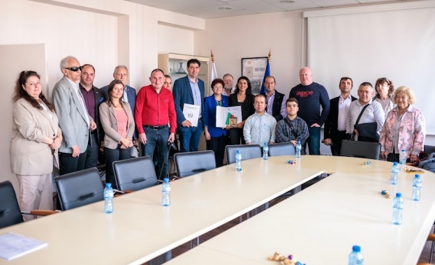 Ваня Григорова: Добро решение за хората с увреждания е да им дадем възможност да работят в общински предприятия