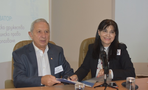 Топ експерти обсъдиха проблемите в здравеопазването по време на кръгла