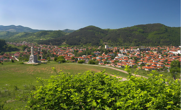 Инж Милчо Цацов кмет на община Етрополе 2003 2007 г Кметска