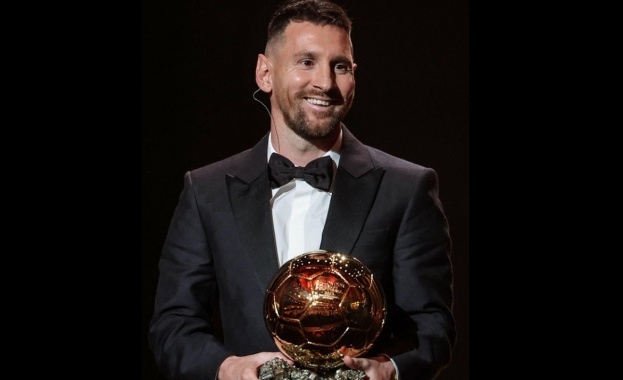 Меси спечели „Златната топка” за рекорден осми път