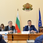 Георги Гвоздейков: Изграждането на повече зарядни станции е основна стъпка за увеличаване на дела на екологичните превози