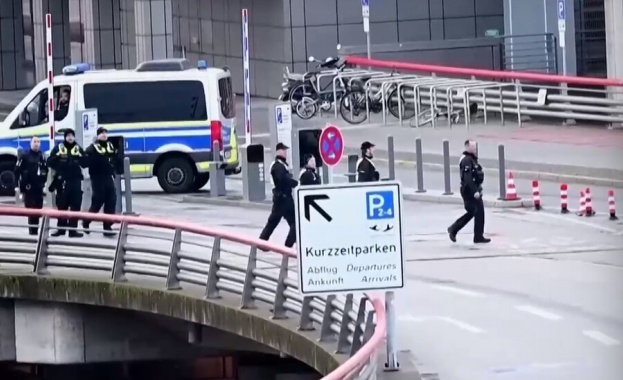 Полицейска операция сложи край на заложническата драма в германска болница