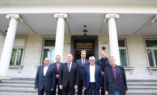 В края на миналата работна седмица министърът на отбраната Тодор