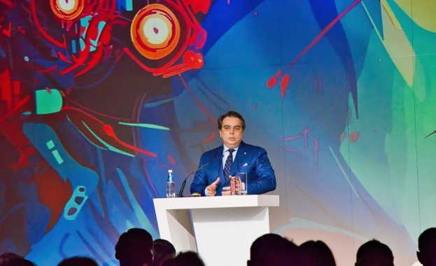 Министър Василев участва във форума Digital Trends 2023