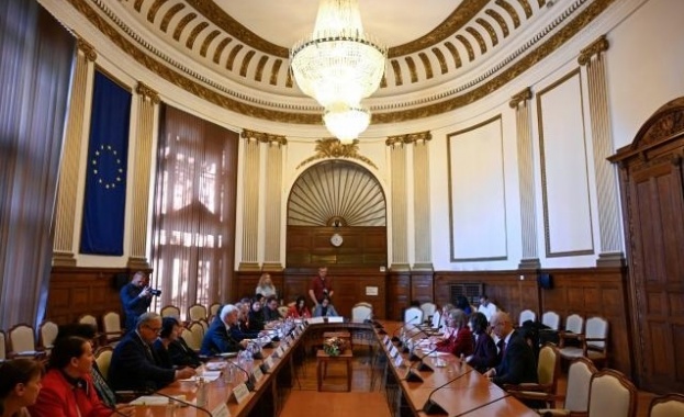 Министърът на земеделието и храните Кирил Вътев обсъди с европейския