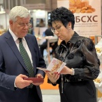 Министър Вътев: Хранителната индустрия ще е устойчива и успешна със силна пазарна ориентация