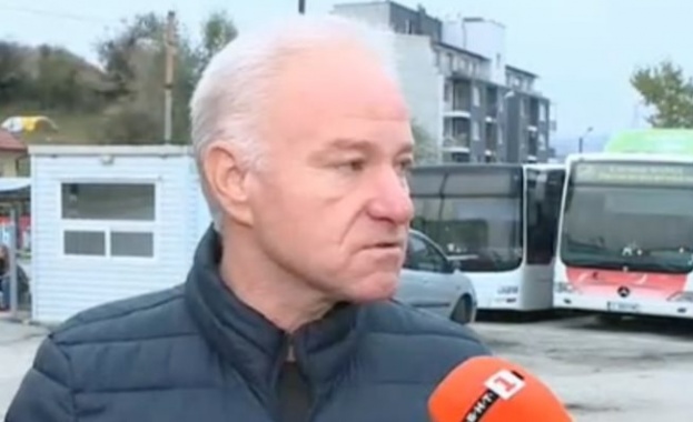 Вандализъм и агресия срещу автобусите на градския транспорт в Благоевград