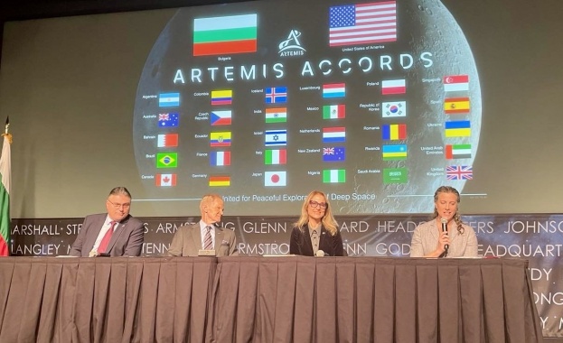 Министър Стойчева: Присъединяването ни към Споразуменията „Артемида“ на НАСА е исторически момент за България