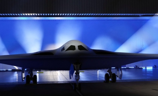 Бомбардировачът B 21 Рейдър направи първия си изпитателен полет и така