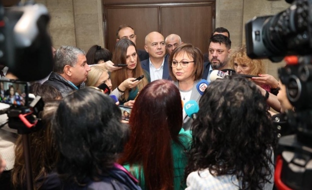 Корнелия Нинова: Дадоха време на „сглобката” да продължи да си извива ръцете
