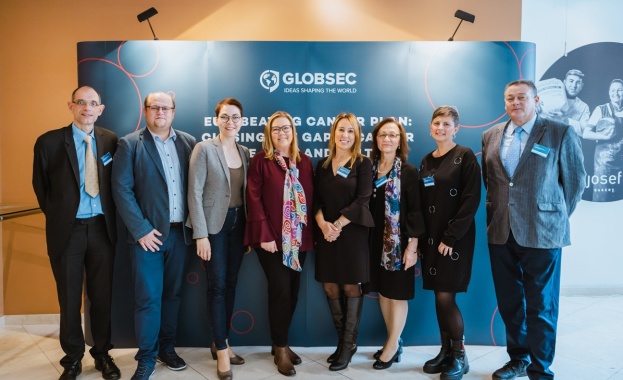 Здравни експерти се събират, за да победят рака