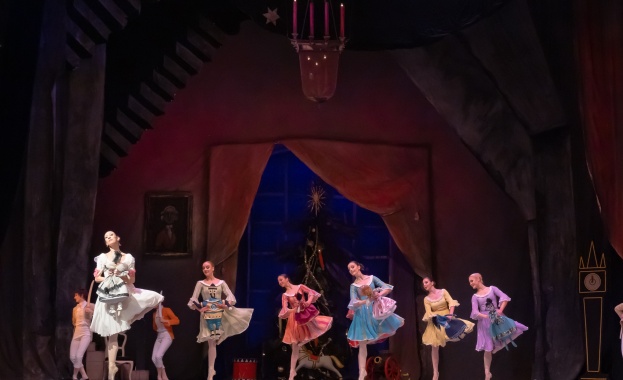 Приказният коледен балет „Лешникотрошачката“ ще се играе през ноември и декември в Софийската опера