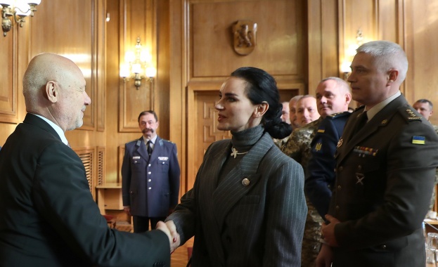 Днес 27 ноември министърът на отбраната Тодор Тагарев се срещна