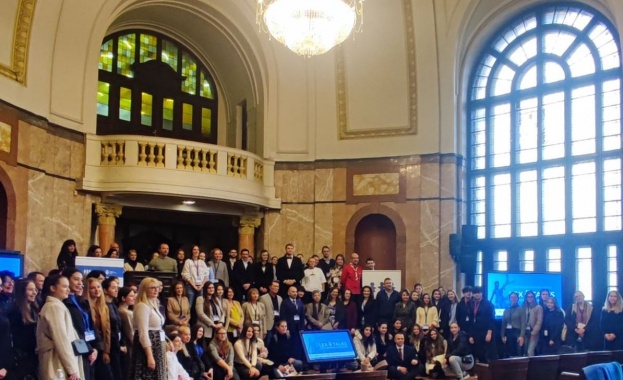 Детската престъпност в България беше във фокуса на форума “LexTalks 2023: Престъпление и наказание”