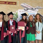 Човешкият потенциал в туристическата индустрия и ролята на бизнес туризма за Бранд България бе темата на церемония по дипломиране на студентите по туризъм в УНСС