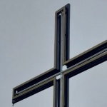 Четириметров кръст е поставен над манастира "Света Богородица - Ястреб" край Ловеч