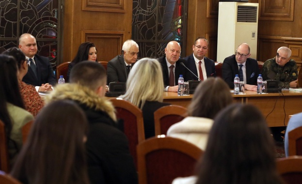 Доброто сътрудничество в областта на отбраната между Република България и