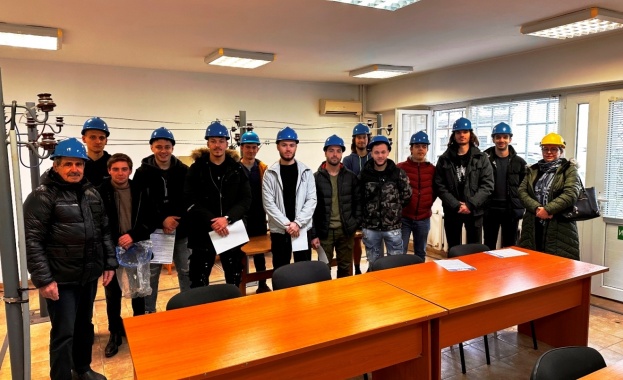 Студенти от ТУ Варна посетиха Учебния център на ЕНЕРГО-ПРО, подстанция и високоволтова лаборатория на ЕРП Север