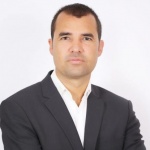 Деян Дечев: Не е ясен точният брой на пристигналите с полет от Виена мигранти