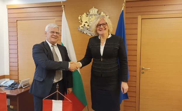 Министър Вътев обсъди с посланика на Австрия възможностите за разширяване на търговията със земеделски продукти