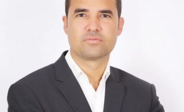 Корнелия Нинова поиска изслушване на председателя на парламентарната външна комисия