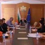 Зам.-министър Йоцев: Необходим е преглед на стандартите за производство на храни