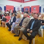 Зарица Динкова: Учениците от българските училища в чужбина са посланици на нашата традиция и култура