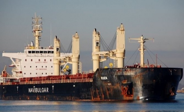 МВнР: Eкипажът на отвлечения кораб "Руен", в който са и седем българи, е освободен 