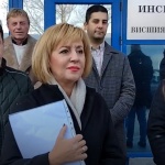Мая Манолова: Цялата акция по унищожаването на ПСА е „исполин на глинени крака“