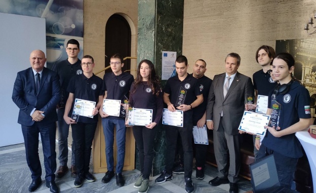 България ще бъде домакин на първата световна олимпиада по изкуствен