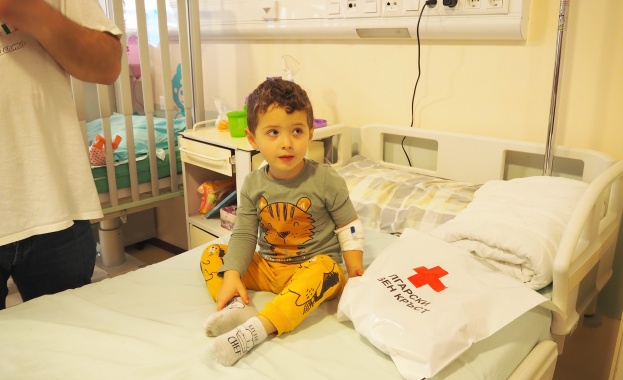 Както всяка година в навечерието на Рождество Христово доброволци на