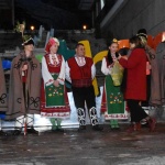 Коледари от Маноле наричаха за здраве и берекет пловдивските  писатели