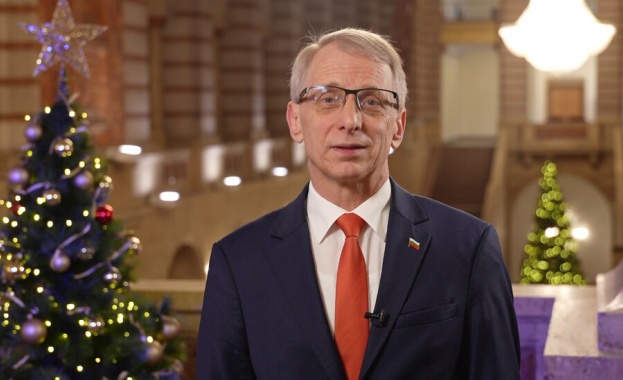 Премиерът Николай Денков с обръщение по случай Рождество Христово В