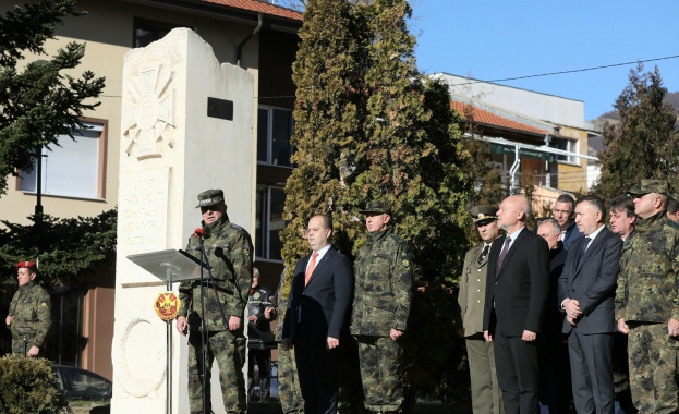 Министър Тагарев: Ценим приноса на нашите военнослужещи към международния мир и сигурност