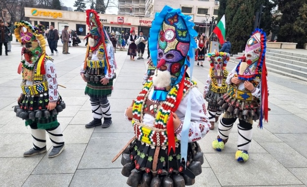 В Кюстендил днес за първи път се провежда кукерски фестивал