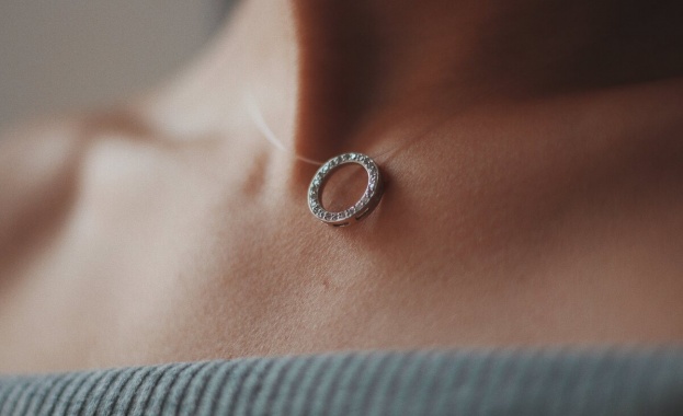 Когато става въпрос за аксесоари сребърните обеци винаги са били